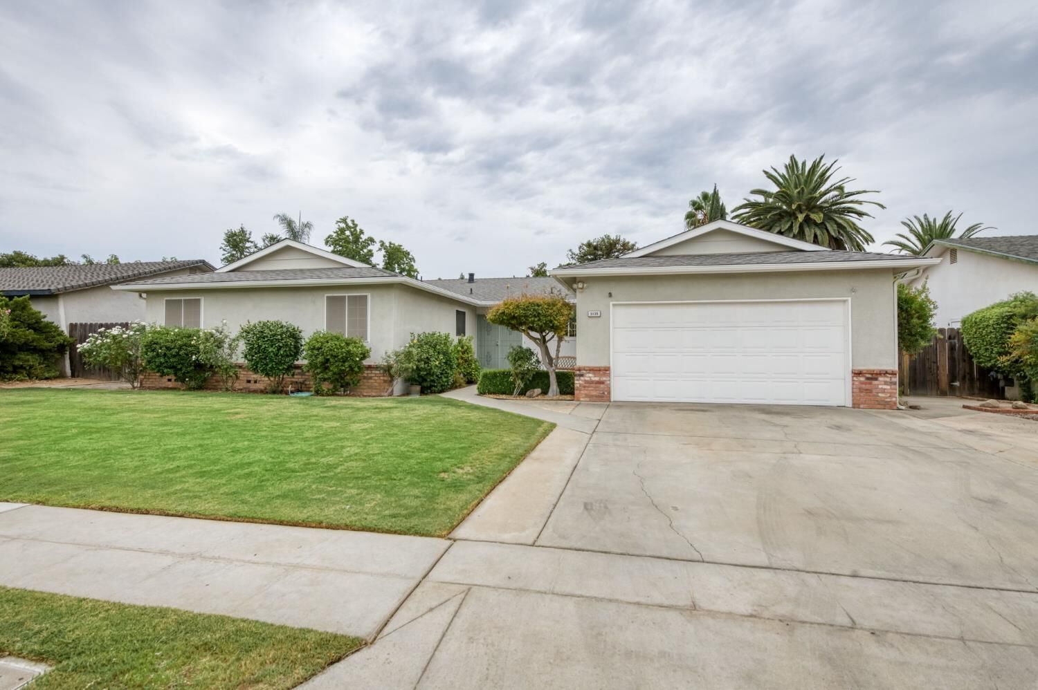 Property Photo: 3135 W Roberts CA 93711