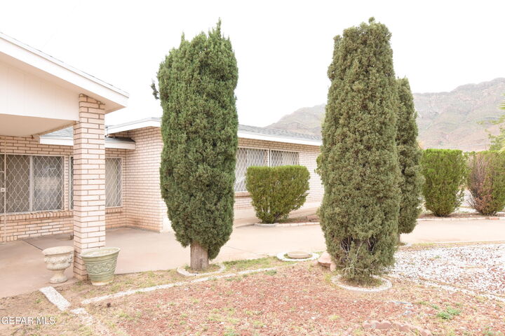 Property Photo:  2704 Taylor Avenue  TX 79930 