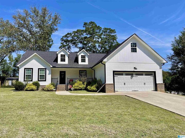 Property Photo: 1095 Ackers Street AL 35055