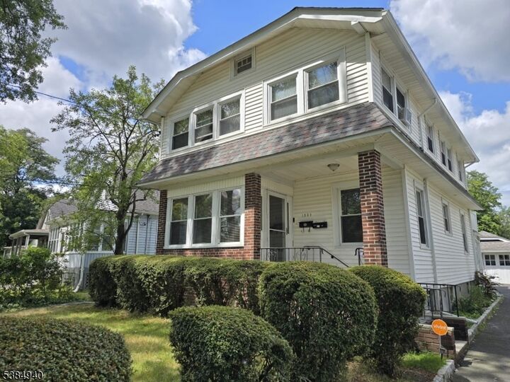 Property Photo:  1339 E 7th St  NJ 07062 