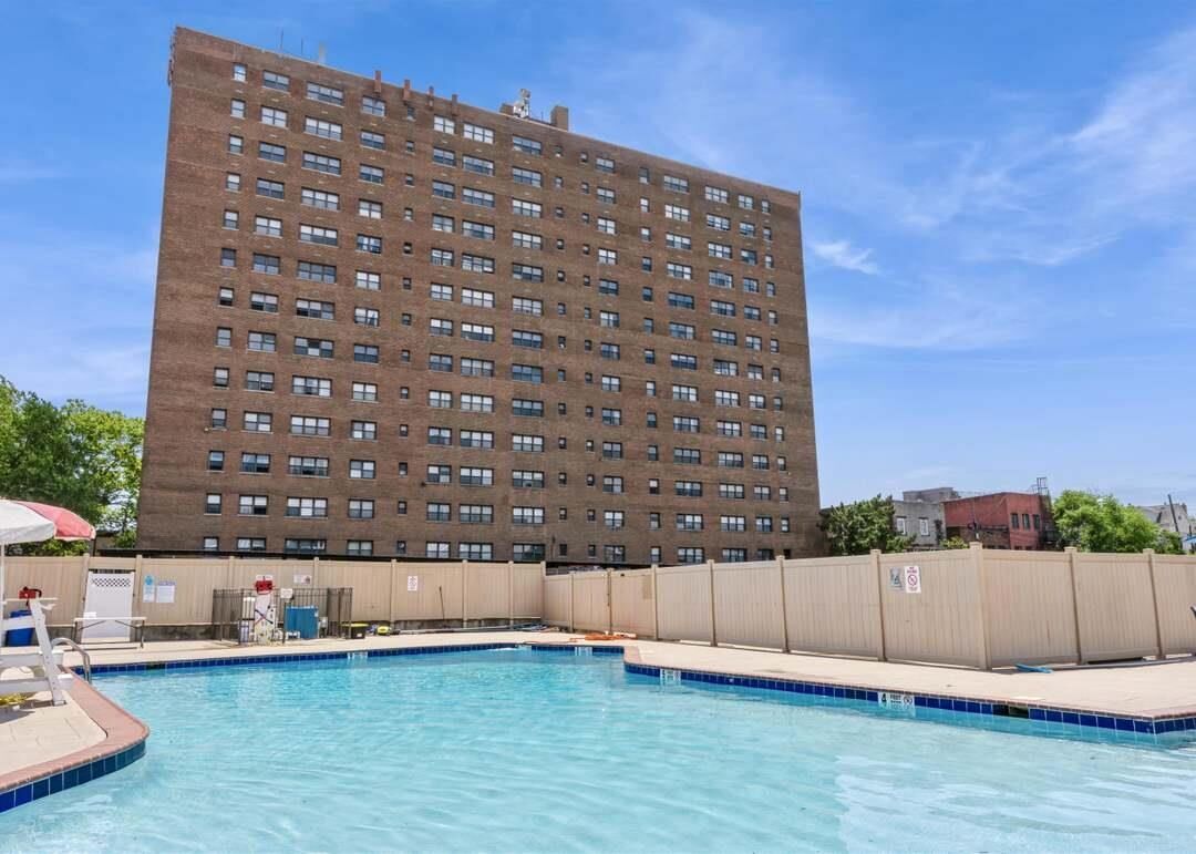 Property Photo:  1225 John F Kennedy Blvd 14I  NJ 07002 