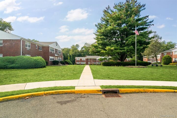 Property Photo:  221 N Middletown Road F  NY 10965 
