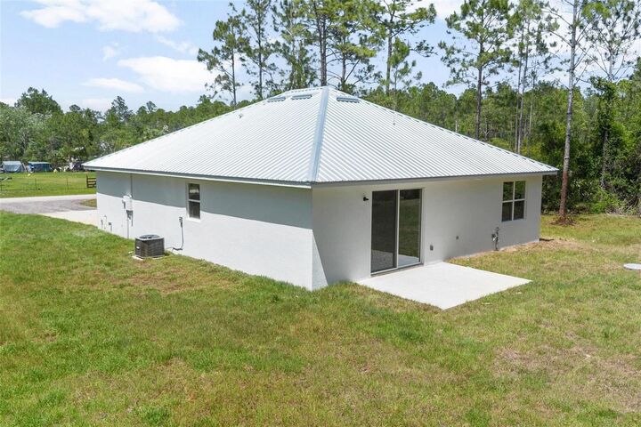 Property Photo:  1695 Satinwood Street  FL 32110 