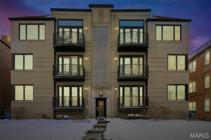 7524 Cromwell 3 Ph  Clayton MO 63105 photo