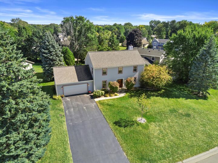 Property Photo: W225n2516 Alderwood Ln WI 53186