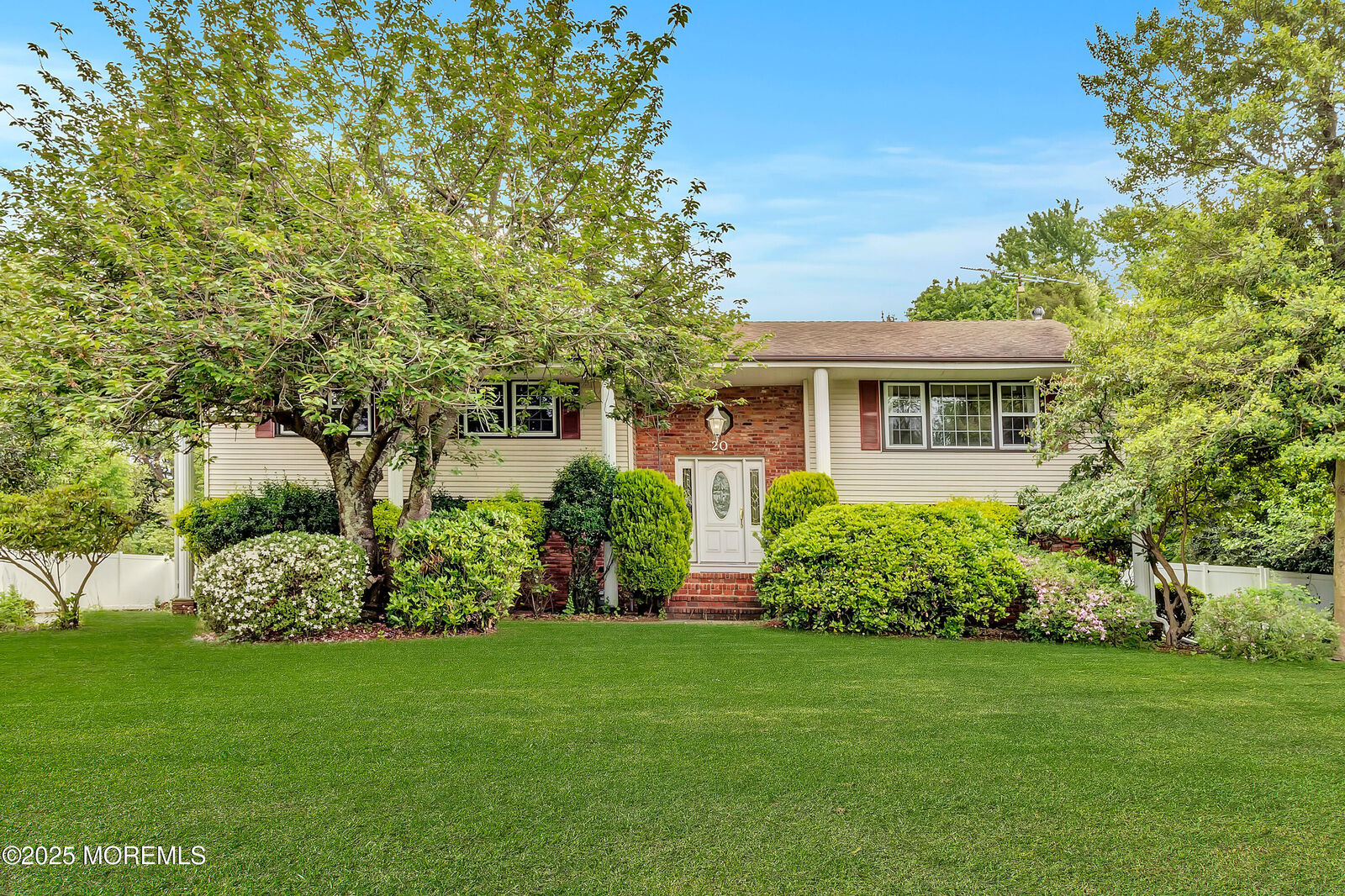 Property Photo:  20 Devon Road  NJ 07748 