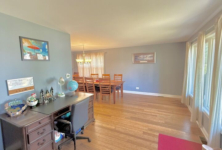 Property Photo: 7840 Leclaire Avenue S IL 60459