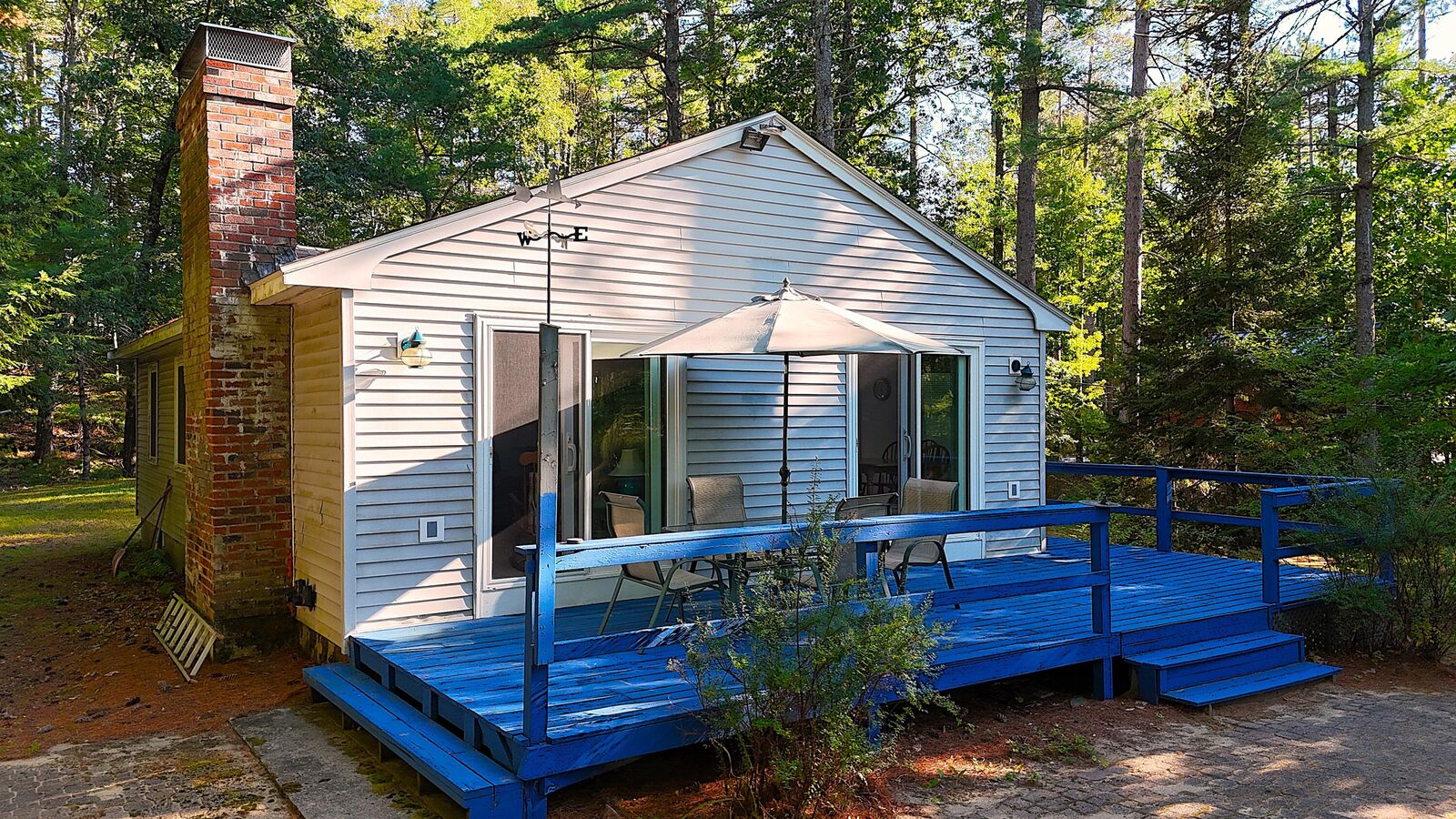 Property Photo:  17 High Point Circle  ME 04061 