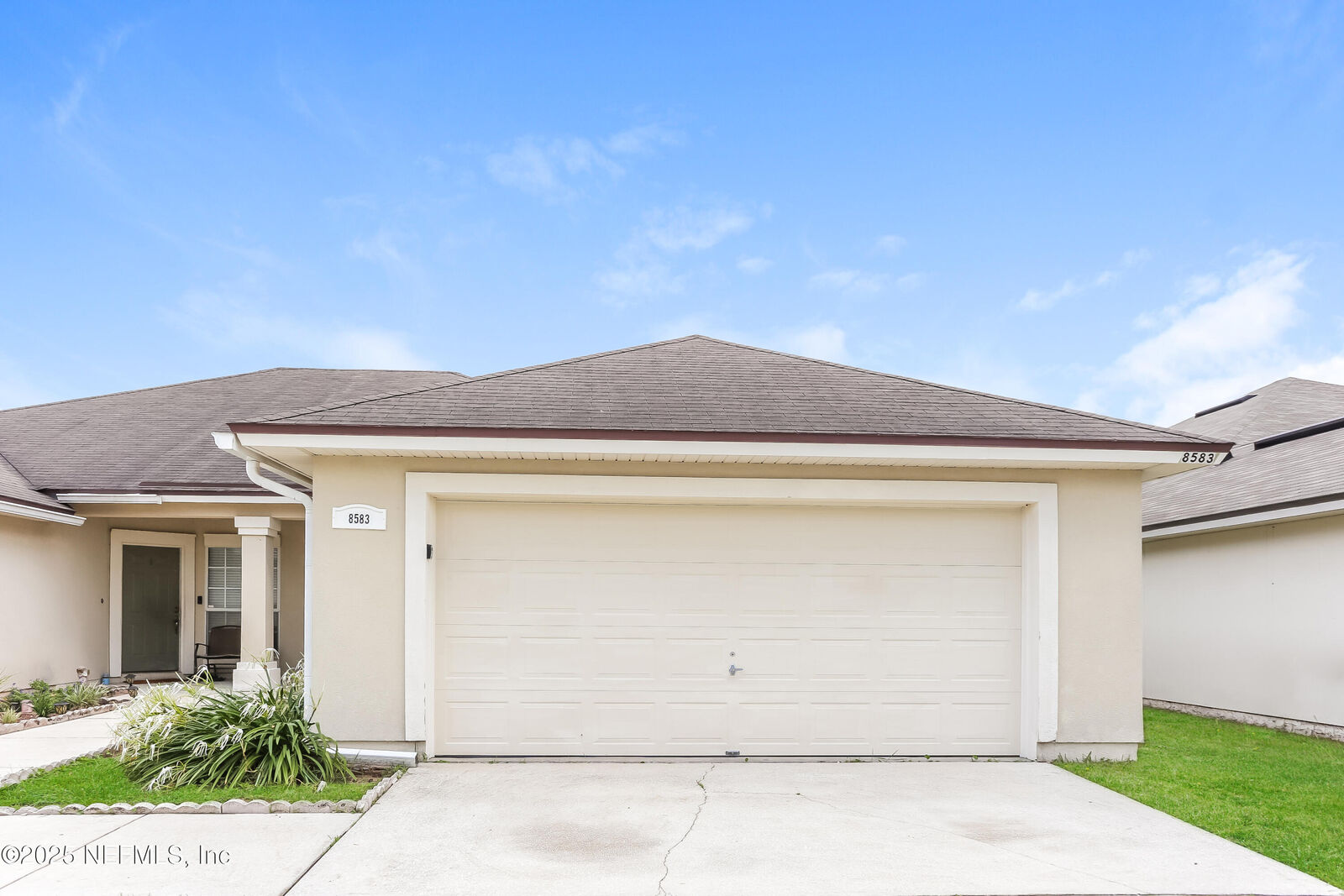 Property Photo:  8583 Julia Marie Circle  FL 32210 