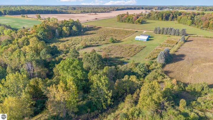 6160 Meredith Grade  Harrison MI 48625 photo