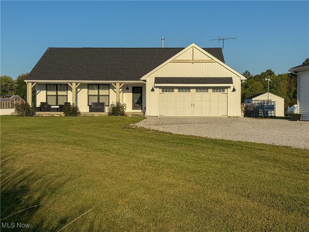 Property Photo:  7193 Pawnee Road  OH 44275 