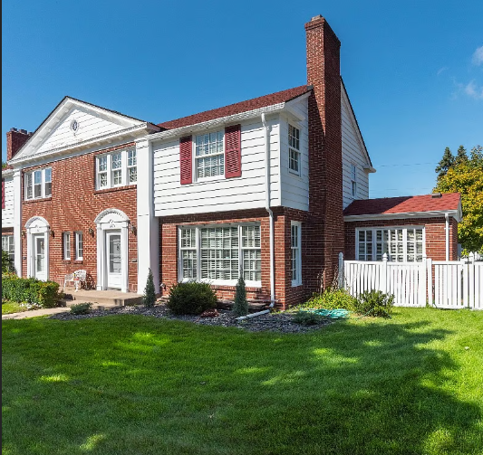 Property Photo: 1705 Ford Parkway MN 55116