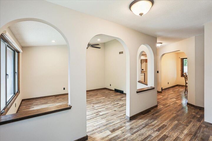 Property Photo:  1010 E 157th Street  MN 55306 