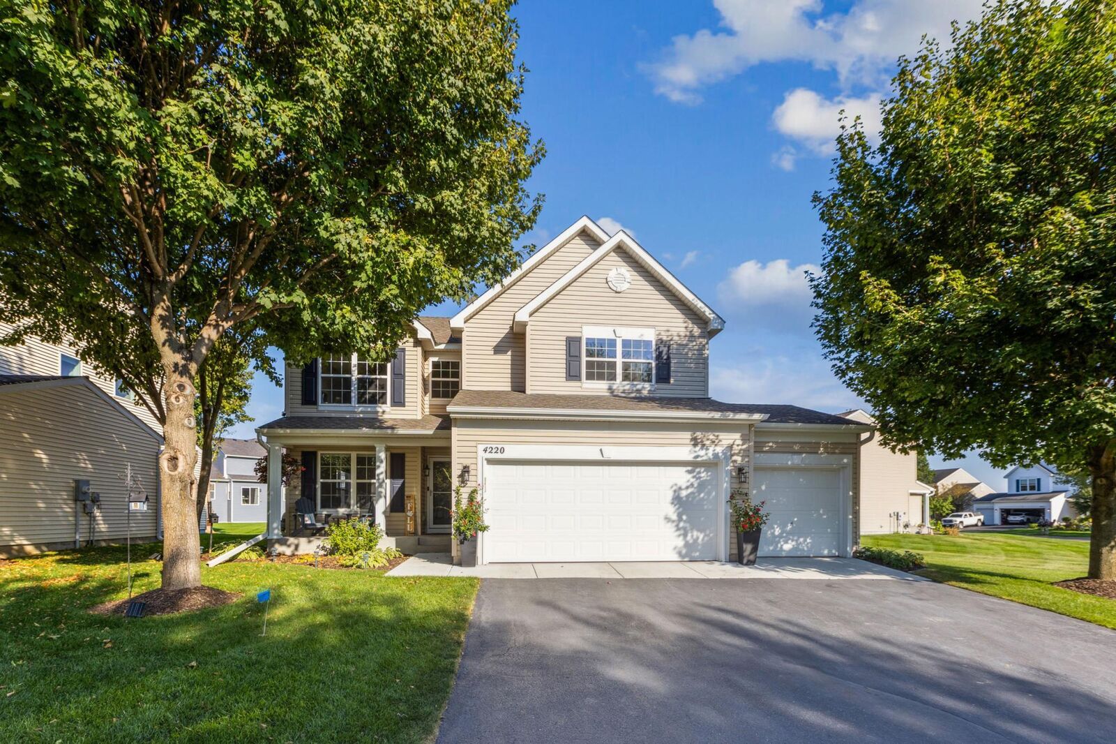 Property Photo: 4220 Kady Avenue NE MN 55376