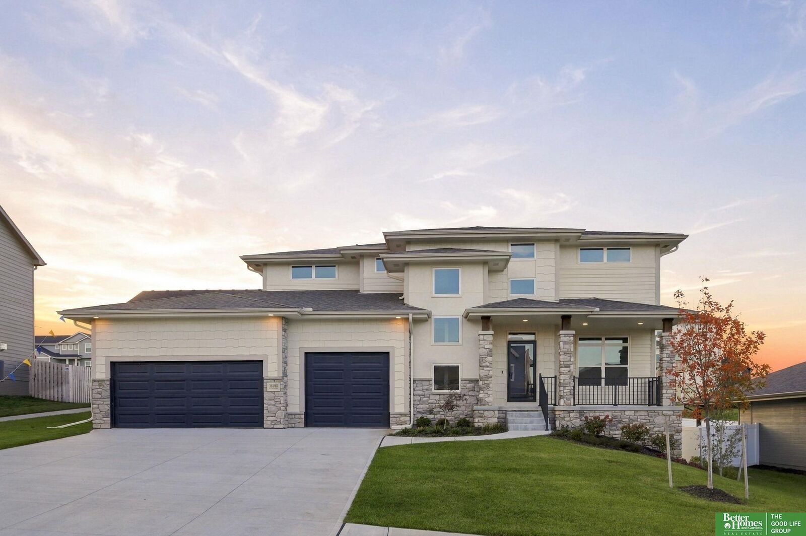 Property Photo: 11018 N 161st Street NE 68007