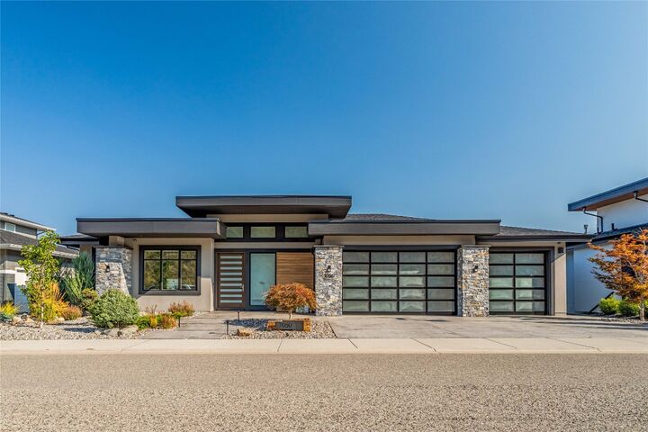 Property Photo: 1050 Ledgeview Court BC V1W 5M6