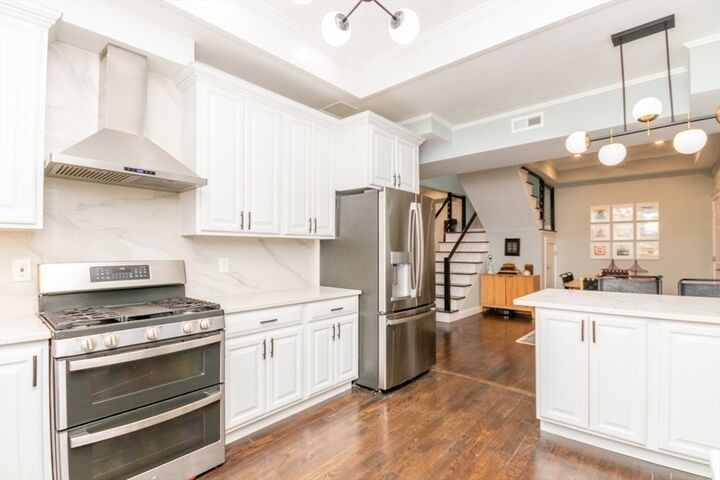 Property Photo:  287 Cherry Street 2  MA 02465 