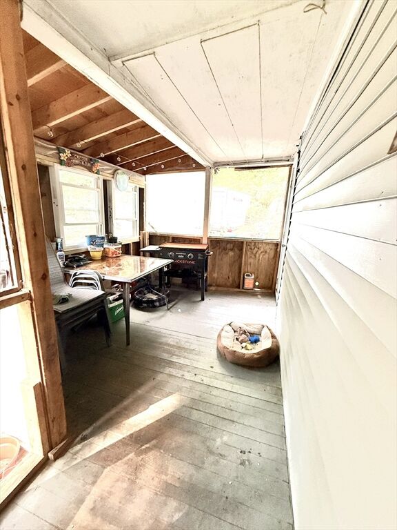 Property Photo: 76 Lens St MA 01550