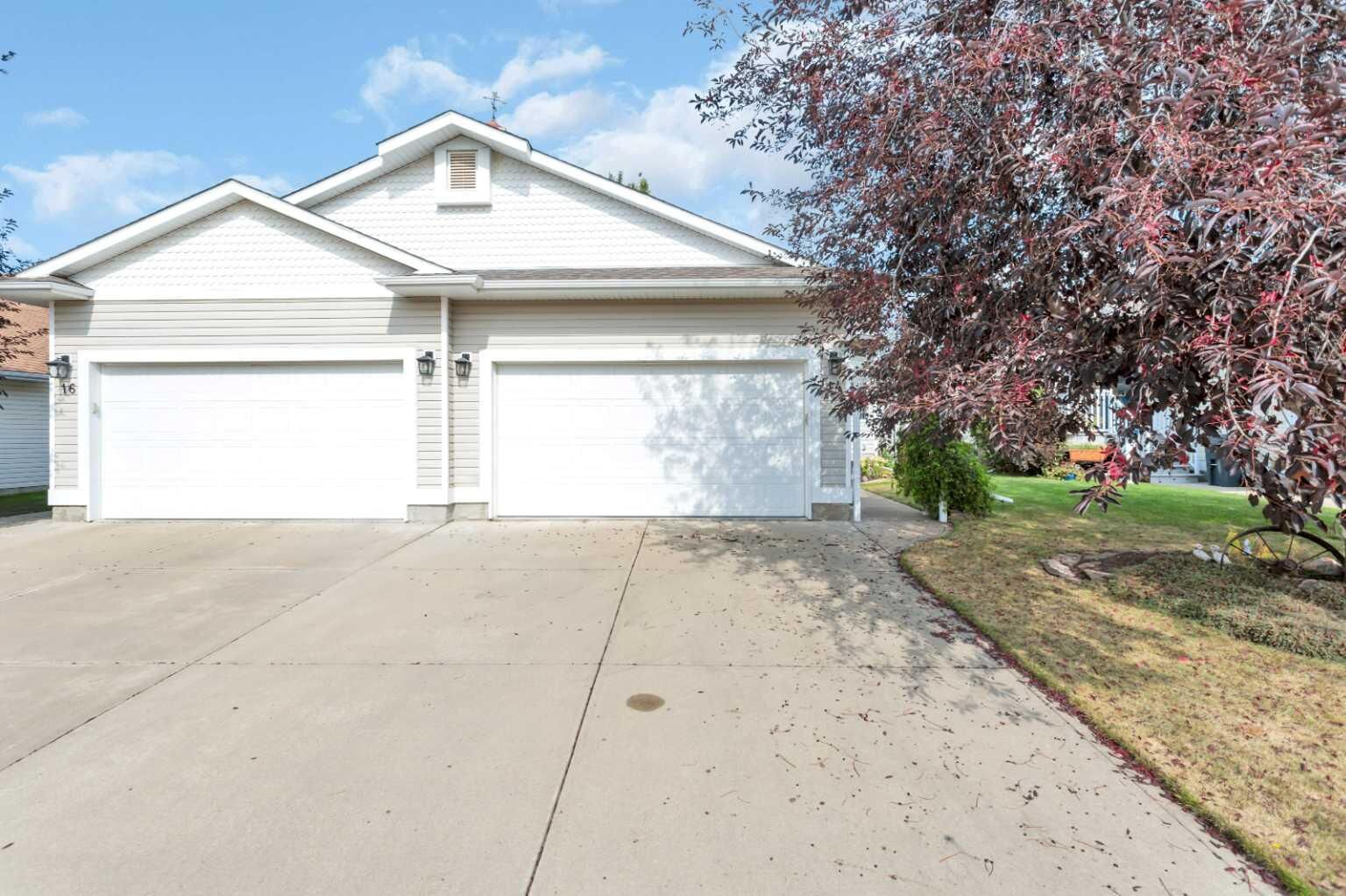 Property Photo: 14 Andrews Close AB T4R 2P8