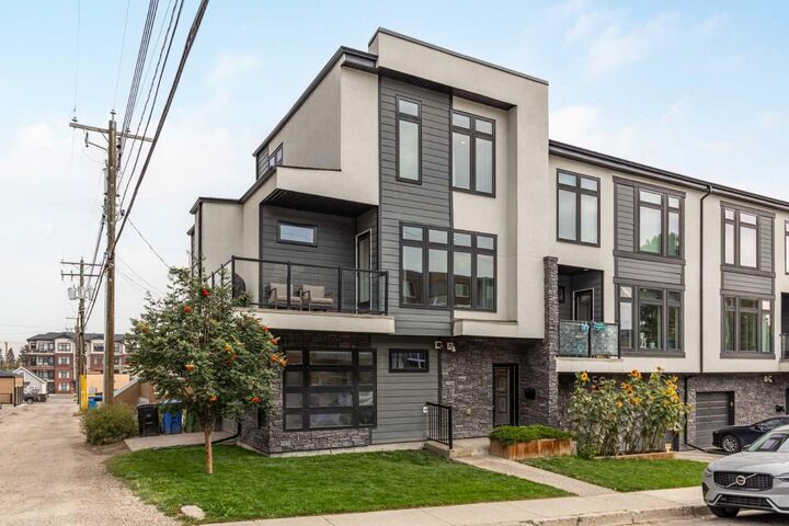1708 19 Avenue SW  Calgary AB T2T 6W6 photo