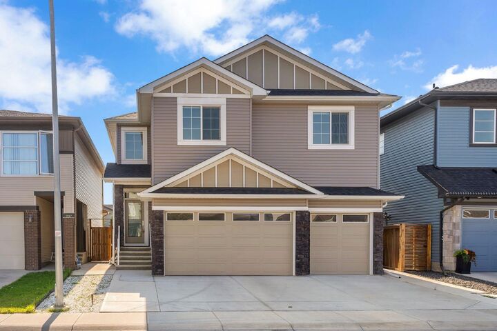 229 Walgrove Terrace SE  Calgary AB T2X 4E7 photo