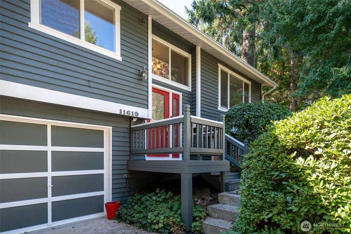 Property Photo:  11619 NE 97th Street  WA 98033 