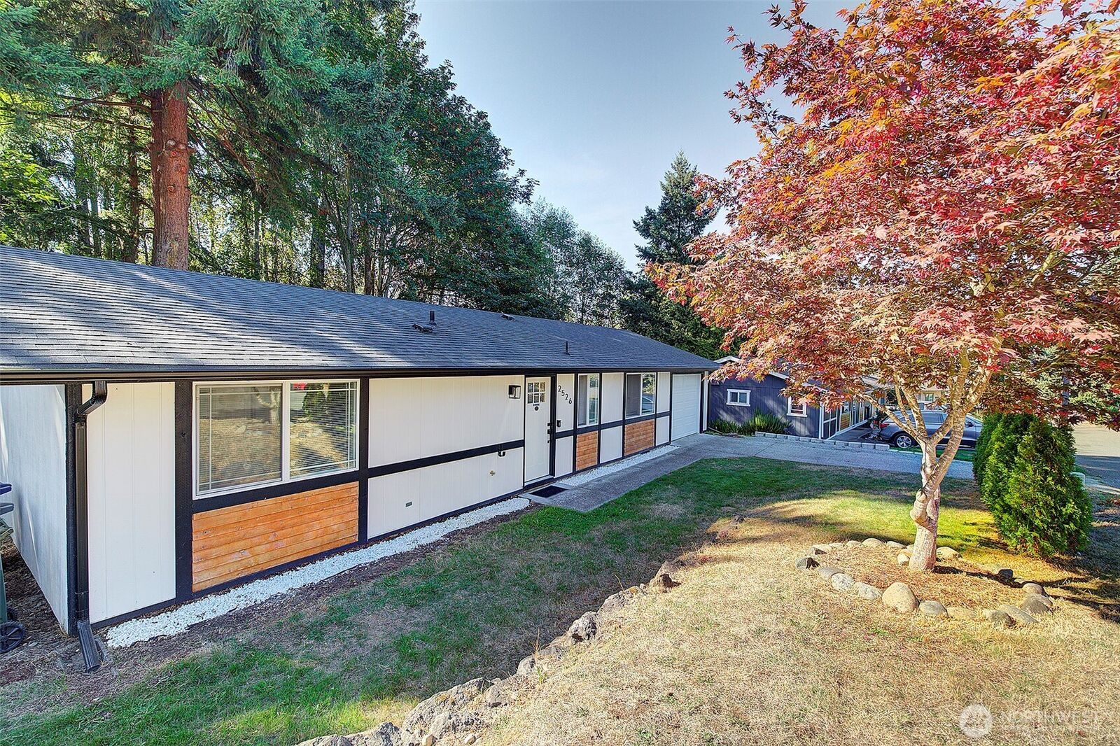 Property Photo:  2526  Olympic Boulevard  WA 98374 