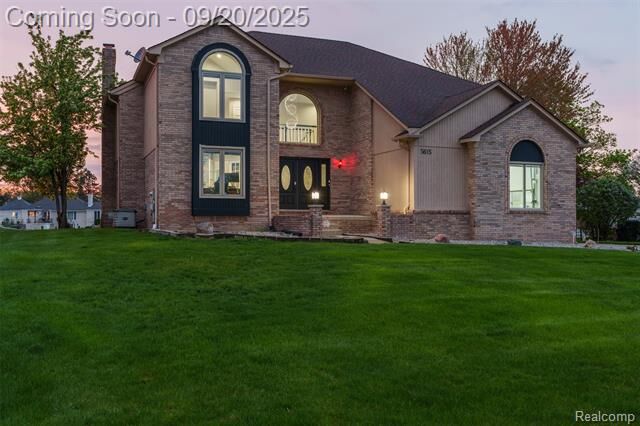 Property Photo:  5615 Woodmire Drive  MI 48316 
