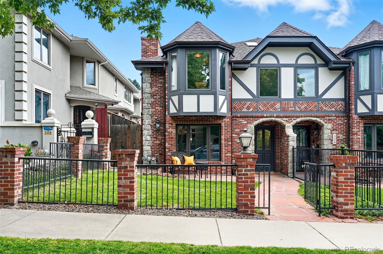 Property Photo:  358 Steele Street  CO 80206 