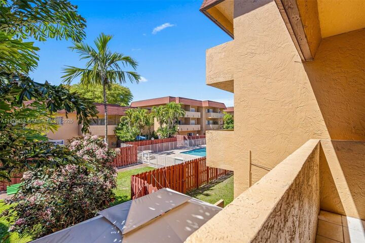 9952 SW 88th St 9952  Miami FL 33176 photo