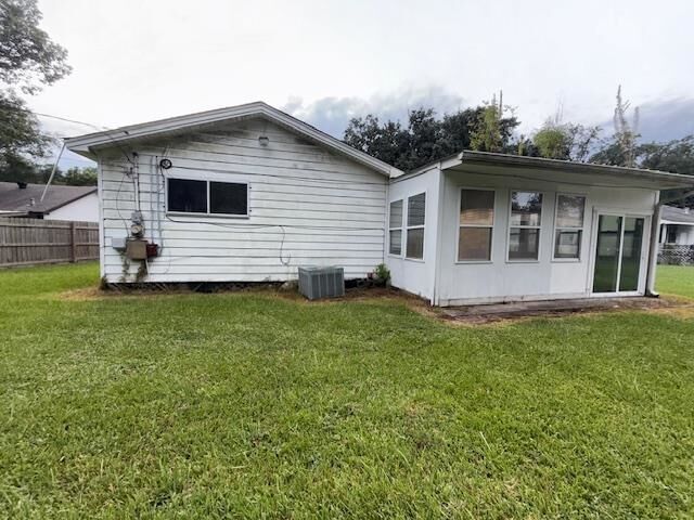Property Photo: 113 Azalea TX 77630