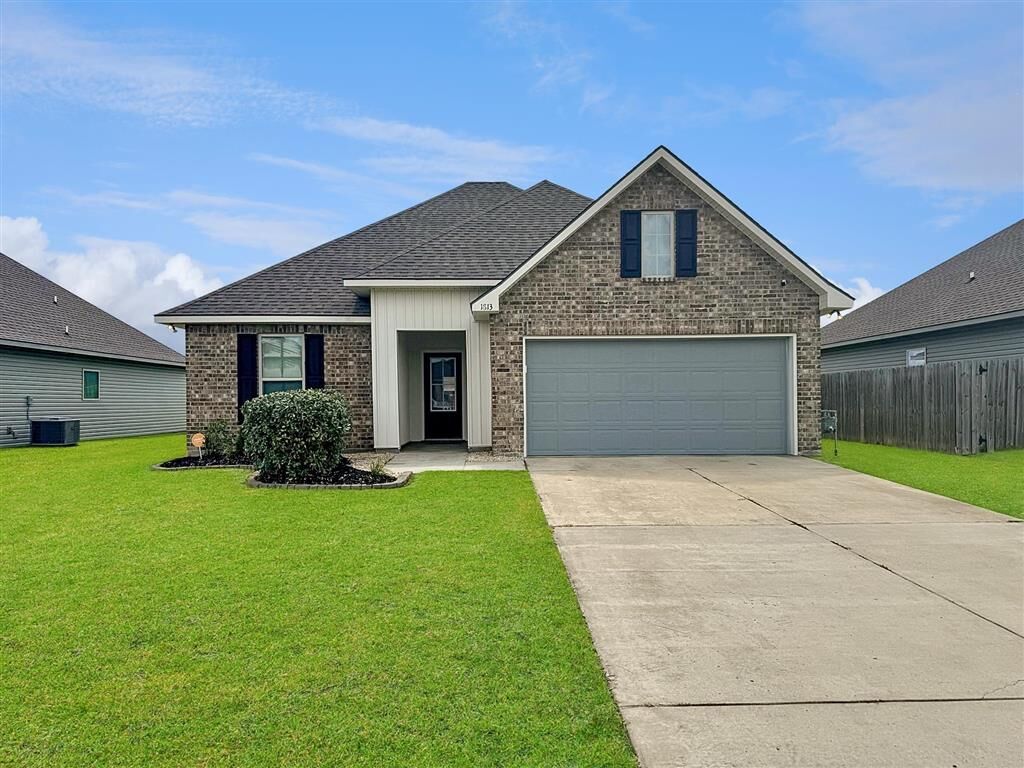 Property Photo: 1813 Bass Run Lane LA 70611