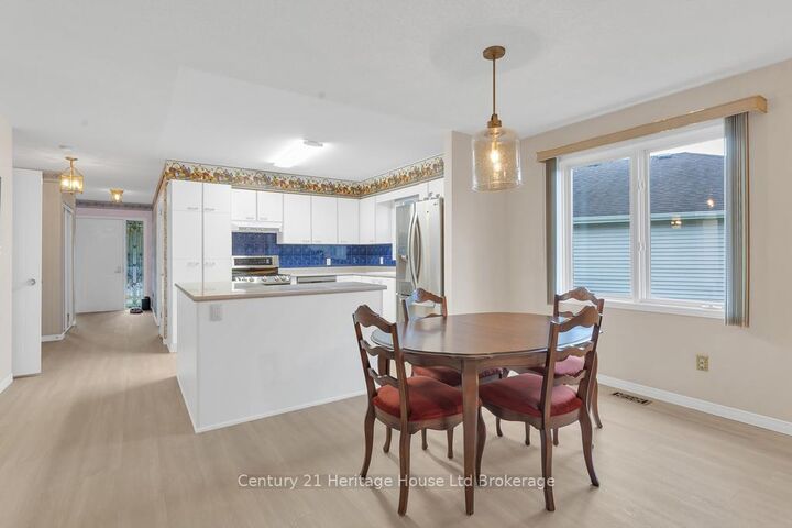 Property Photo:  14 McDonald Court  ON N4G 5L8 