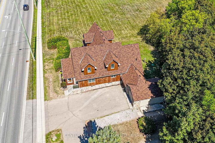 Property Photo:  925 Harmony Road N  ON L1K 3E2 