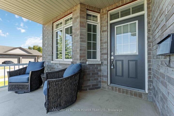 Property Photo:  222 Cedarstone Street  ON K0A 2Z0 