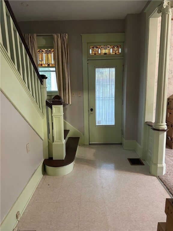 Property Photo: 626 Sterner St PA 15424