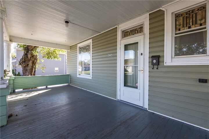Property Photo: 626 Sterner St PA 15424