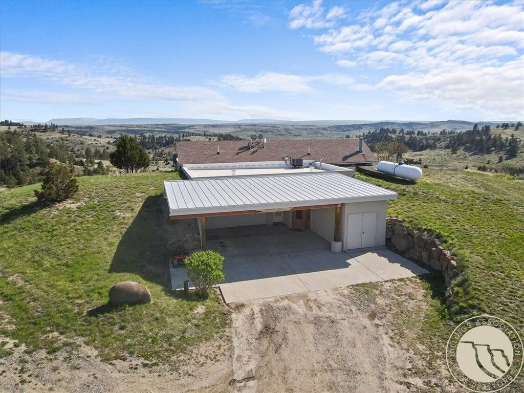 Property Photo:  2500 Sagehill Road  MT 59101 