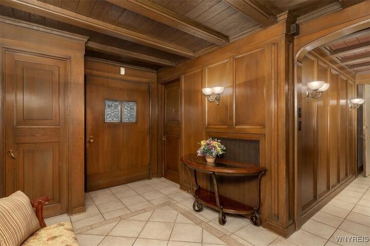 Property Photo: 1005 Big Tree Rd NY 14052