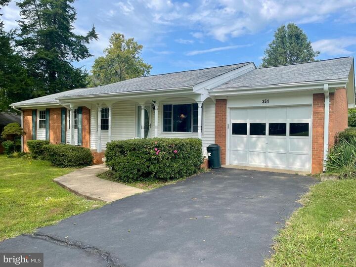 Property Photo: 351 Chappell Street VA 20186