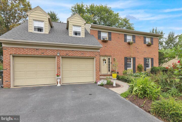 Property Photo: 561 Millcross Road PA 17601