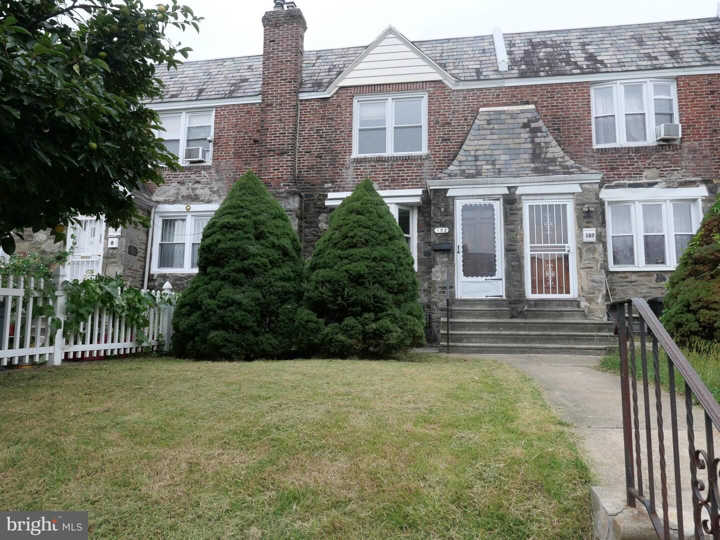Property Photo:  105 Academy Lane  PA 19082 