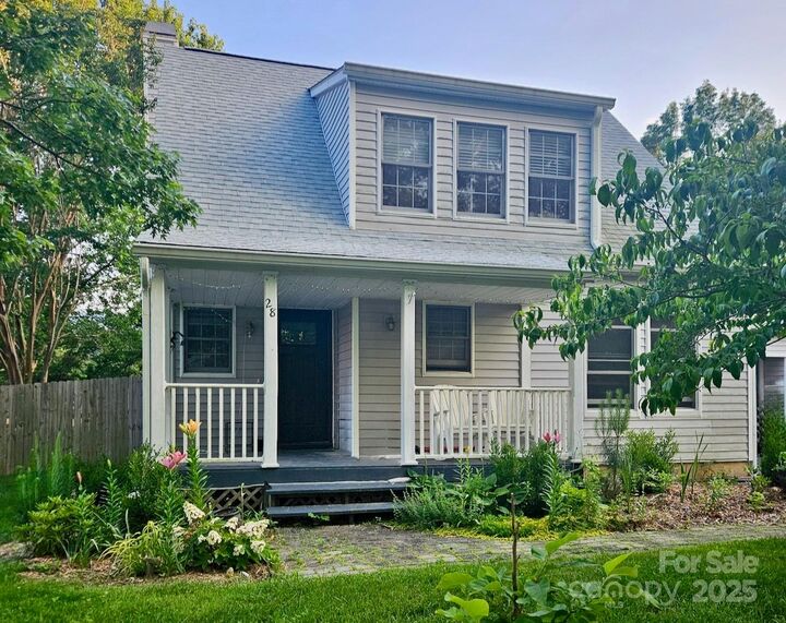 Property Photo:  28 Beech Glen Drive  NC 28711