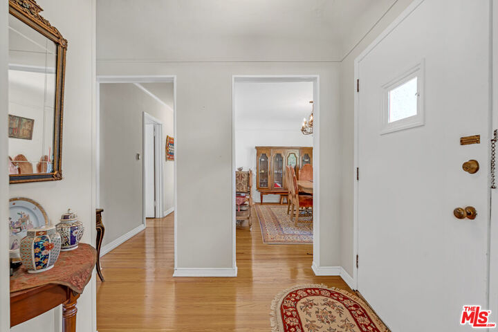 Property Photo: 3141 E La Suvida Dr CA 90068