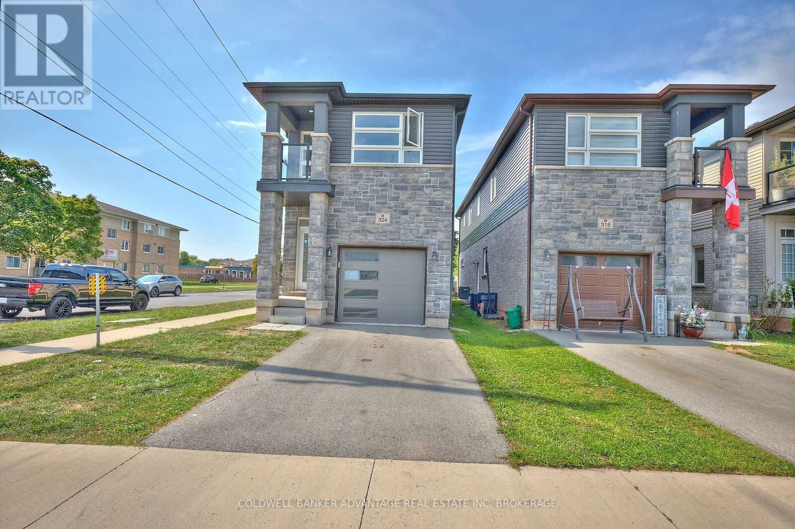 Property Photo:  324 Louise Street  ON L3B 0H8