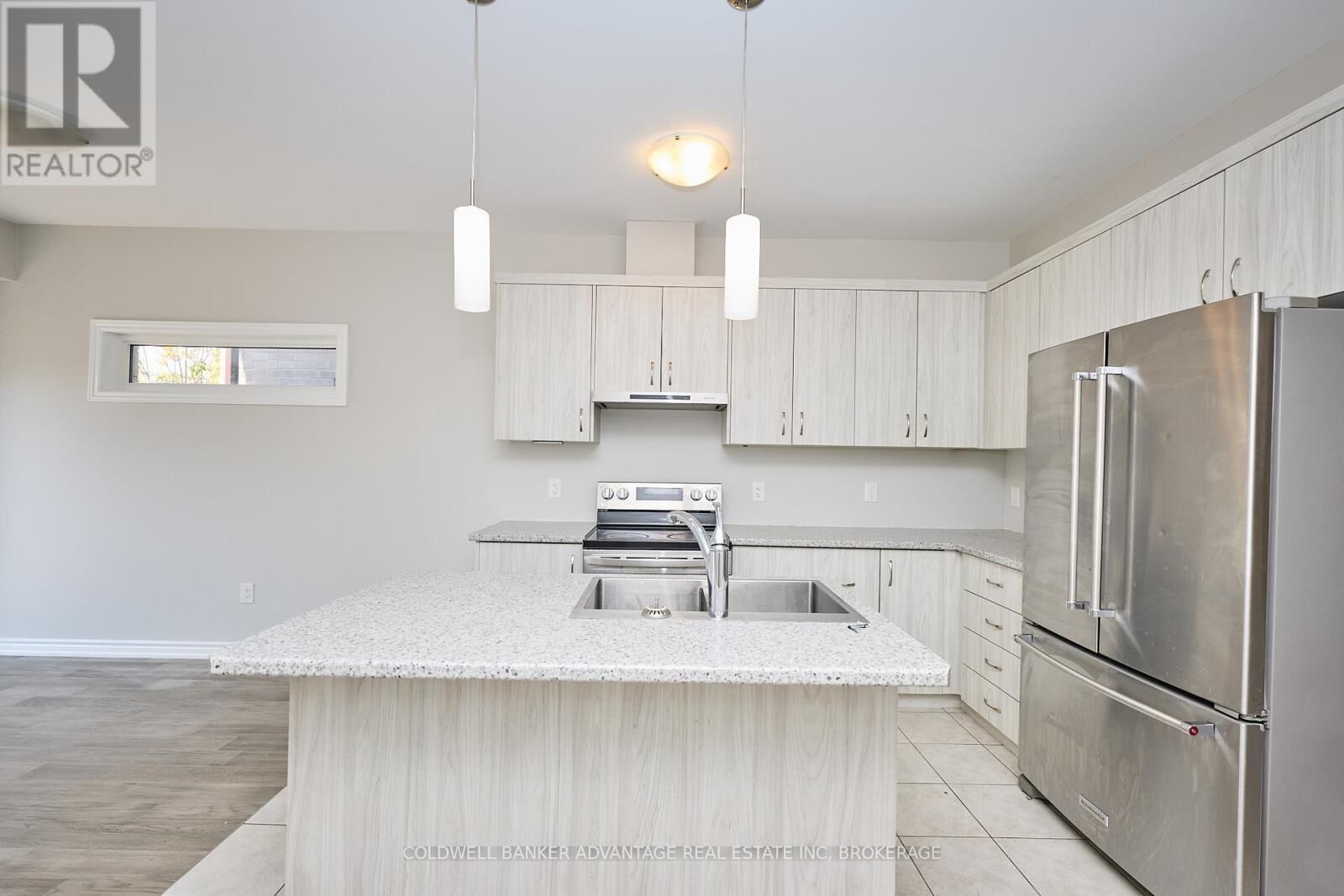 Photo de la propriété:  324 Louise Street  ON L3B 0H8 