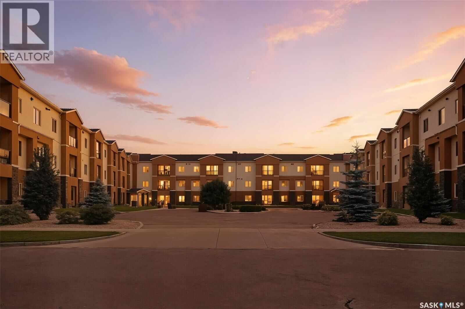 Property Photo:  231 142 Pawlychenko Lane  SK S7V 0N7 