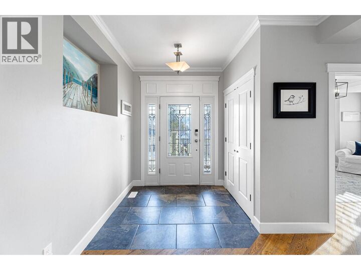 Photo de la propriété:  2501 Bremner Avenue  BC V1K 1L7 