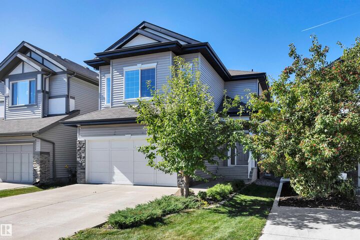 Photo de la propriété:  16742 122A Street NW  AB T5X 0G3 