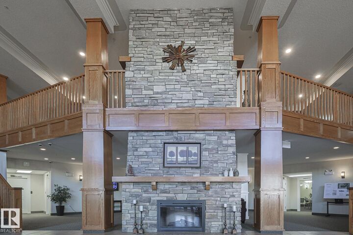 Photo de la propriété: 112A 511 Queen Street AB T7X 0G4